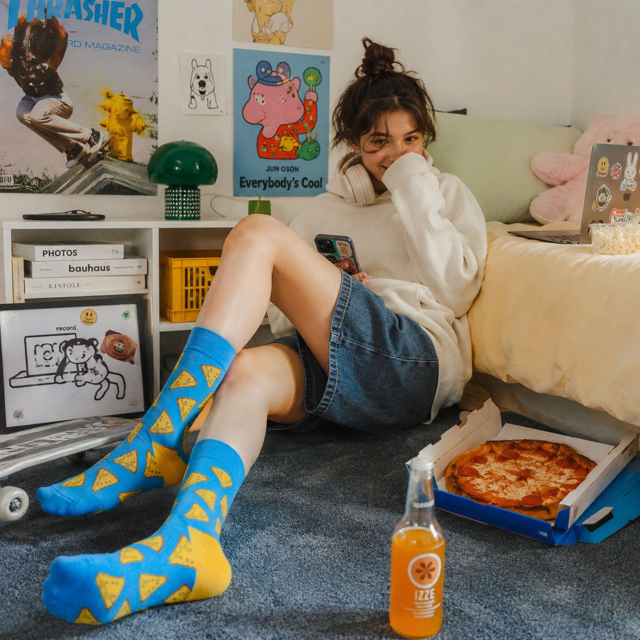 Cheesy Mood Socks